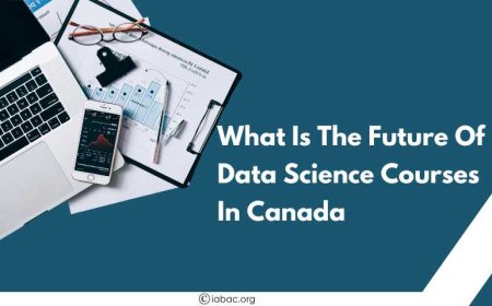 What is the future of data science courses in Canada?
